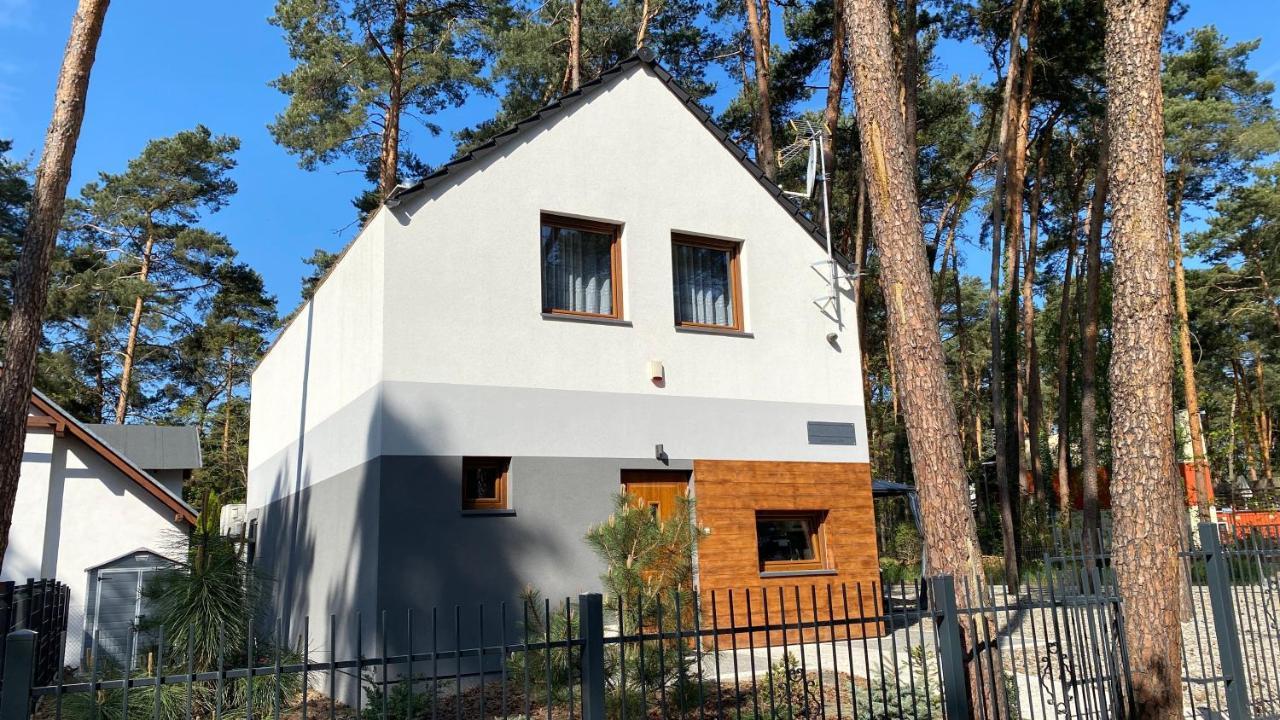 Grey House Villa Boszkowo Bagian luar foto